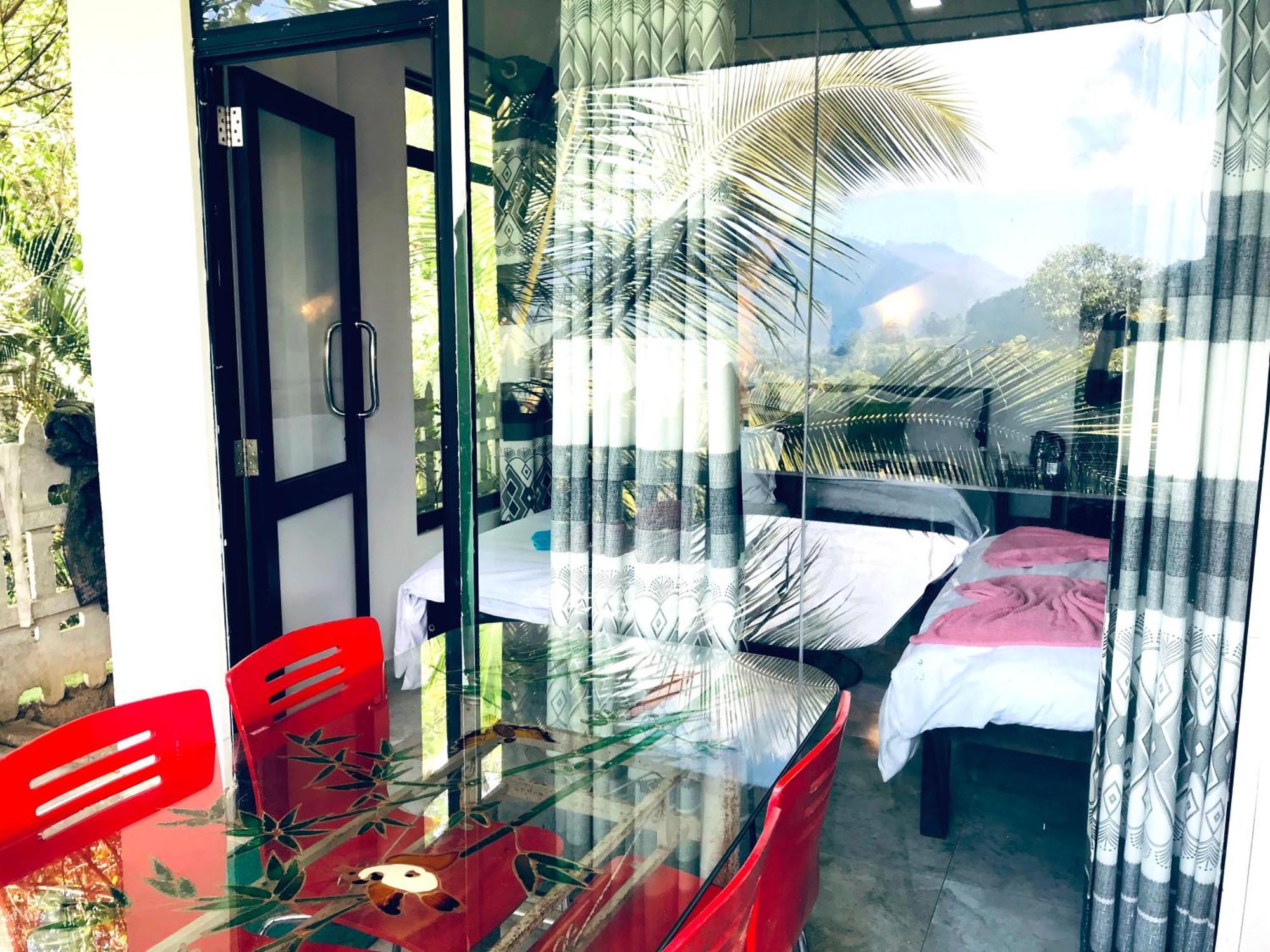 9 Arch View Rest Inn Ella Bagian luar foto