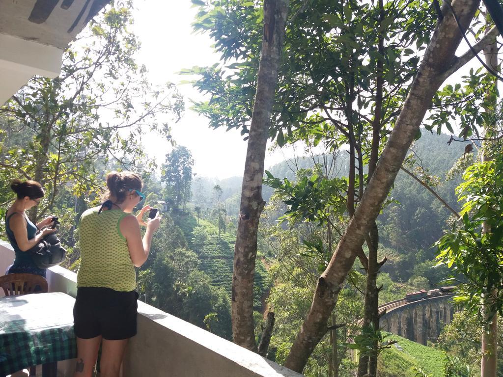9 Arch View Rest Inn Ella Bagian luar foto